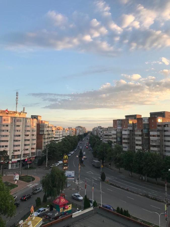 Hellen'S Ultracentral Apartament Buzău Exteriér fotografie